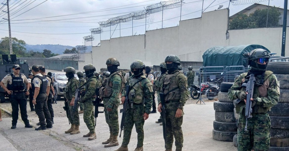 10-killed-in-ecuador-prison-riot-days-after-deadly-jailbreak